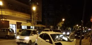 Aversa: spaventosa carambola tra due auto in via Raffaello