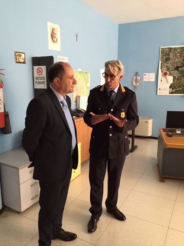 Caserta, il questore Borrelli in visita alla Polizia Municipale