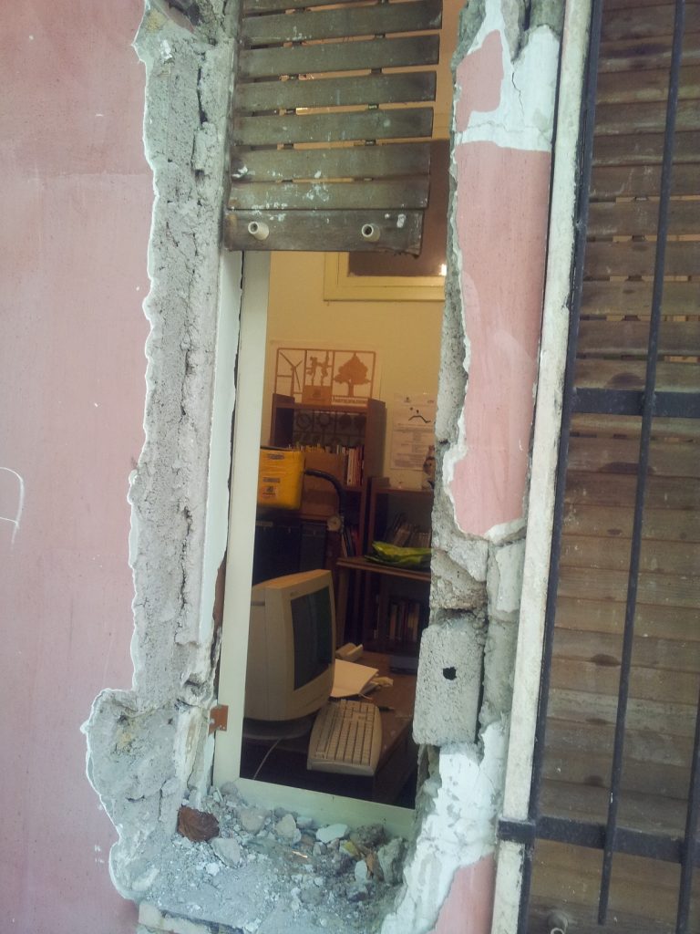 Ercolano: devastata la sede dell’associazione Anea