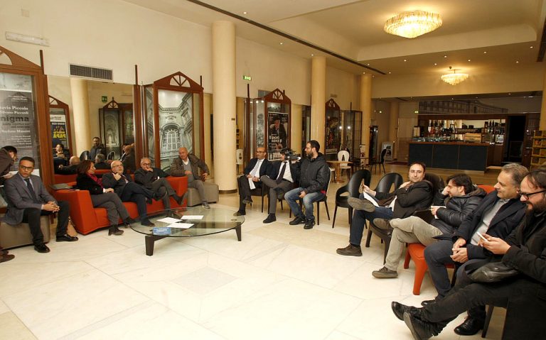 Caserta, patto sindaci per il si: firmano in 26