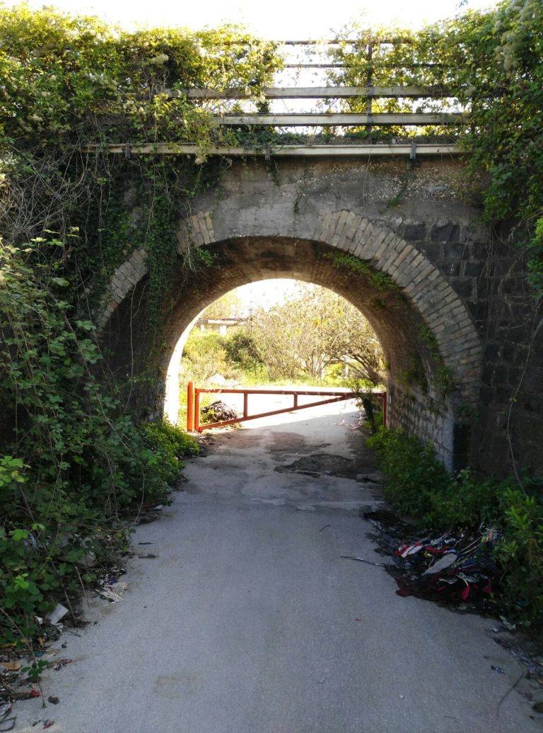 Terzigno, via Camaldoli off-limits, Pagano : “Strada chiusa solo per nascondere i rifiuti”