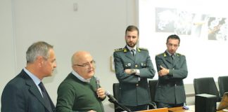 Marcianise: gli studenti del “Quercia” incontrano la Guardia di Finanza