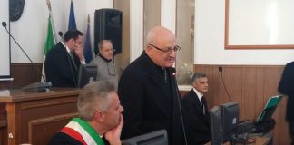 Ottaviano saluta monsignor Depalma. Capasso: “Chi lascia un segno non sarà mai dimenticato”