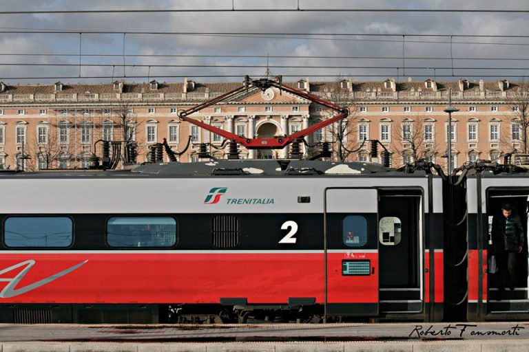 Caserta: mostra in stazione per rendere omaggio ai siti ferroviari del territorio