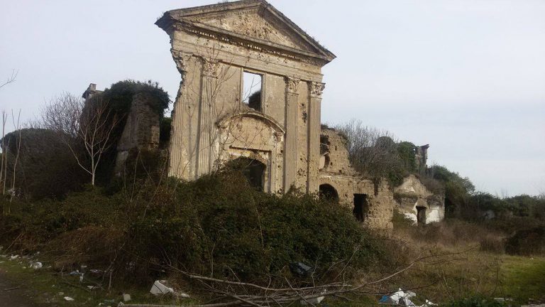 Aversa, Mazzoni nelle zone a rischio-: scempio a Cappuccini