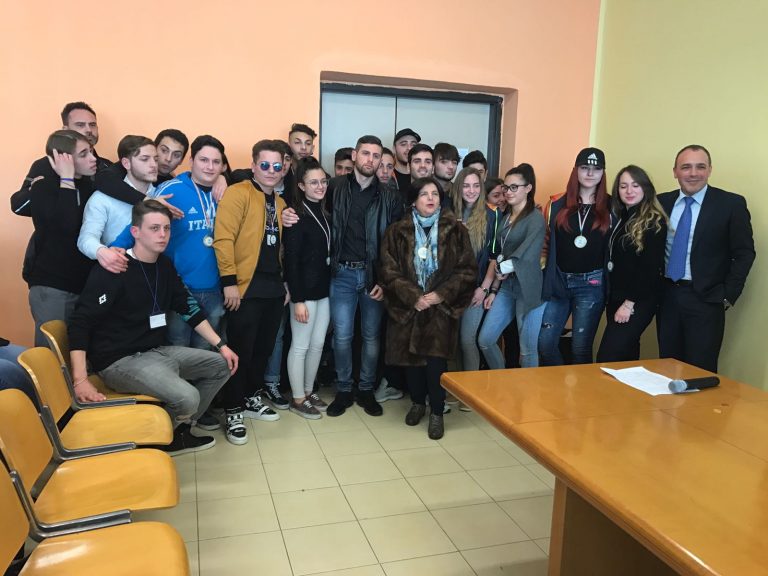 Aversa, “I nostri campioni”: evento al liceo Siani