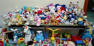 Sant’Antimo: i volontari di ‘Te lo regalo se ti piace’ distribuiscono 102 calze