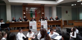 Orta di Atella, la scuola Stanzione alla presentazione di Male capitale