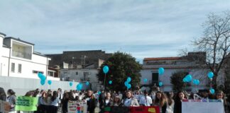 Al Liceo Iommelli di Aversa, un Nodo Blu contro il Bullismo