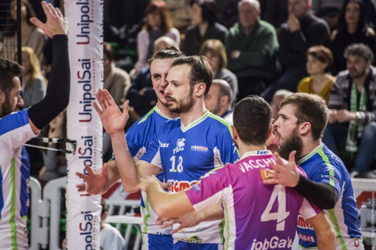 Volley, Sigma ko a Spoleto