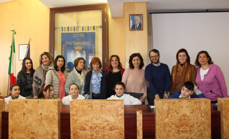 Frattamaggiore, prove tecniche del Consiglio Comunale dei bambini