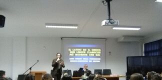 Marcianise, al Quercia seminario su centralità del greco e del latino negli studi scientifici