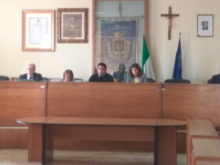 Aversa, terremoto in giunta: si dimette l’assessore al bilancio