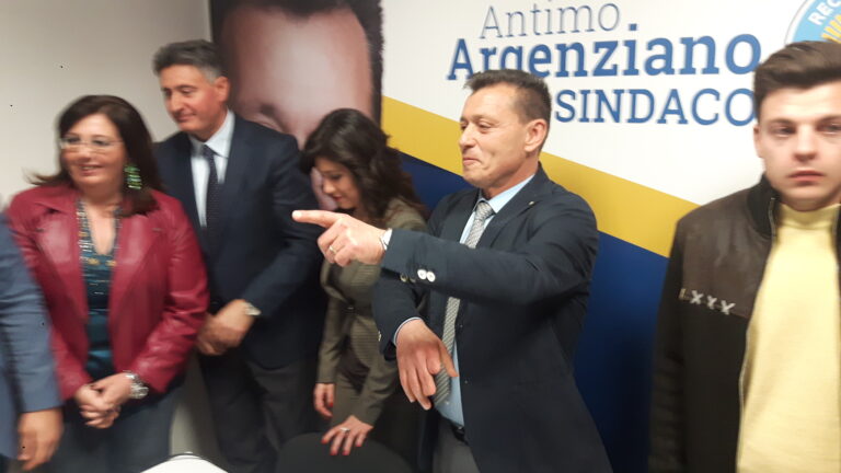 Impianto rifiuti a Ponteselice, Argenziano: pronti a barricate