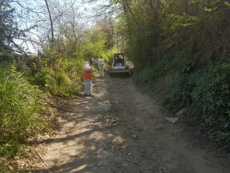 Villaricca, completata la bonifica di via Trieste. Punzo e Napolano: presto telecamere