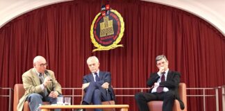 Maddaloni, gli studenti incontrano il procuratore Borrelli: “Oltre arresti serve consapevolezza”