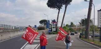 Marcianise, Outlet aperto a Pasqua: protesta di Filcams e Mdp