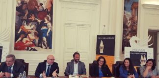 Sant’Arpino, alzato il sipario sull’edizione XIX di Pulcinellamente