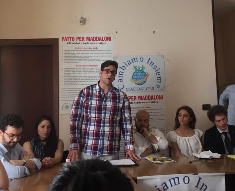 Maddaloni, Bove sigla patto con i giovani