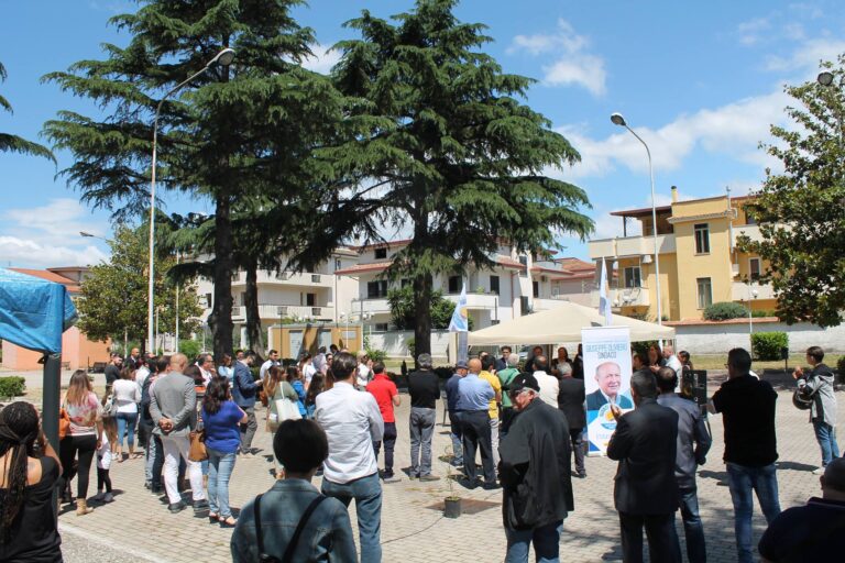 Avanti Portico scende in piazza: al gazebo itinerante si parla di ambiente