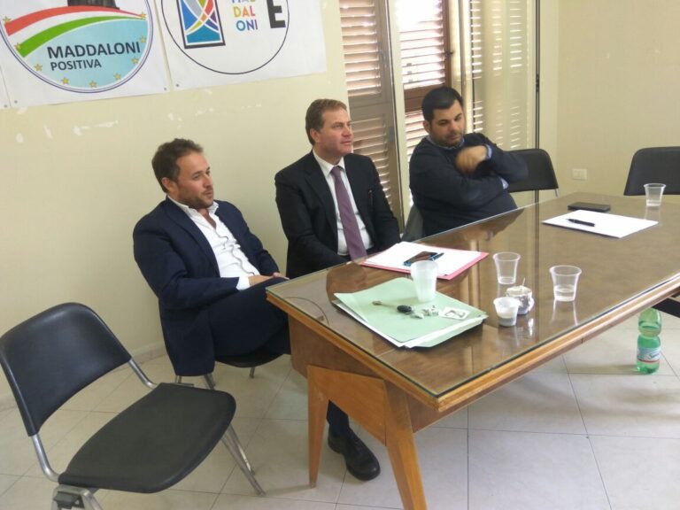 Maddaloni, presentato l’accordo Petrone – Razzano: patto generazione e programmatico