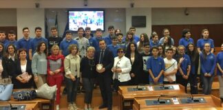 Ragazzi in aula, gli studenti dell’Uccella in Consiglio regionale con Bosco