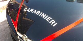 Avellino, usano carta di credito rubata: denunciati