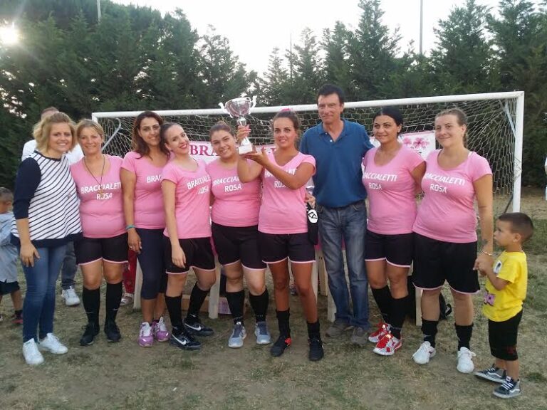 Donne in campo per le donne, successo per il torneo di beneficenza a Villaricca
