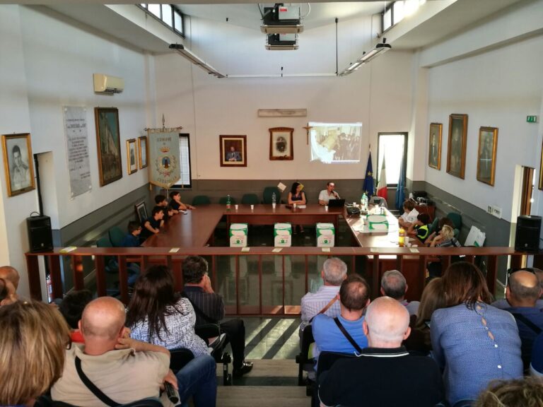 Casapulla, presentata l’app “Io riciclo”