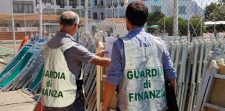 Litorale Domizio: sequestrato stabilimento balneare abusivo