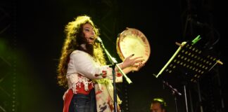 Settembre al Borgo, Raiz e Teresa De Sio emozionano il pubblico