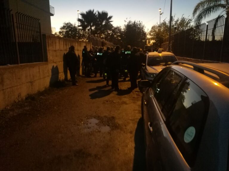 Gricignano, Prefettura avvia rescissione con coop: celere per trasferire migranti
