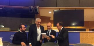 Minniti alla presentazione del libro Zero Zero Uno organizzata al Parlamento europeo