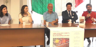 VIDEO INTEGRALE Casapesenna, grande successo per la presentazione del nuovo libro di Pasquale Iorio. Botta e risposta tra De Rosa e De Michele
