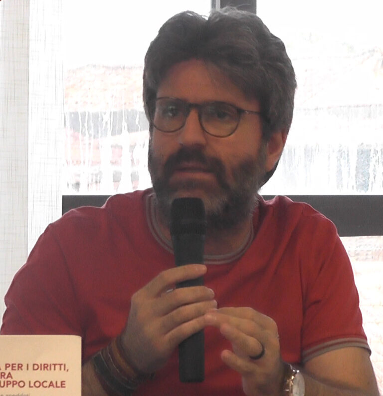 VIDEO – Raid ad Orta di Atella, il direttore di Campania Notizie contro il sindaco Villano e la sua coalizione: “Il loro silenzio connivente è una sconfitta per la città”