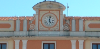 Gricignano, “no” all’ampliamento del sito Progest: si dimettono 9 consiglieri. Il sindaco Santagata fa le valigie, si torna al voto nel 2019