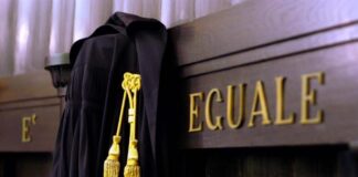 Alvignano, imbrattarono quadri di valore di un noto imprenditore: alle battute finali il processo a carico di due sue amiche