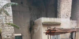 FOTOGALLERY Presepe vivente in grande stile a Casapesenna: 60 personaggi, 40 animali e suggestive scenografie