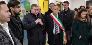 VIDEO Sant’Arpino, taglio del nastro dell’asilo nido. Dell’Aversana: “Raggiunto difficile obiettivo”. Lettera: “Non ci fermiamo qua”. Graziano: “Grande passo in avanti”