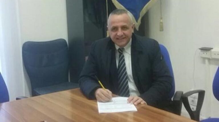 VISURA CAMERALE Altro scandalo a Sant’Arpino, ditta di un parente del sindaco Dell’Aversana vince appalto di 35mila euro per pubblica illuminazione ma non ha i requisiti. Tutto illegittimo