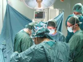 Intervento chirurgico record a Benevento, rimosso tumore ai testicoli di 5 chili: “Caso unico”