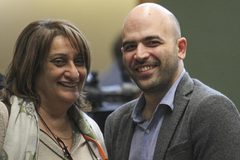 LA GRADUATORIA Asl Caserta, ombre sul concorso per tre assistenti amministrativi: assunta la sorella dell’ex senatrice Pd Rosaria Capacchione. Il direttore De Biasio se ne frega del “no” della Regione. Strano, no?