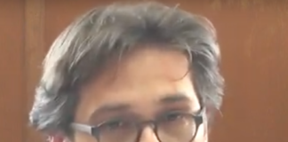 VIDEO Trentola Ducenta, conferenza stampa integrale di Sagliocco. Le paranoie del sindaco: tentato golpe della magistratura e registi occulti. Sulle luminarie? Per lui il figlioccio di Dario De Simone è una persona perbene