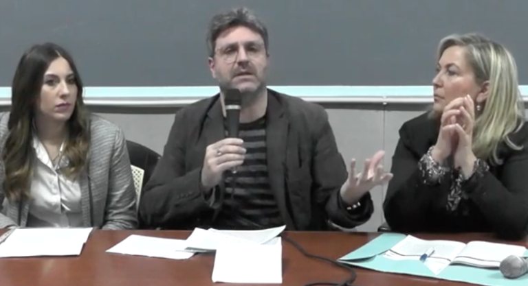 VIDEO INTEGRALE Comunali a Carinaro, confronto pubblico con Dell’Aprovitola: “Affinito è incapace, burattino nelle mani di lupi della politica e gruppi di potere”