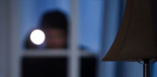 Tentato furto in appartamento ad Aversa: ladri scoperti e inseguiti dalla polizia