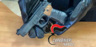 Sorpresi mentre smontano le carene dei motorini nel Napoletano: denunciati per ricettazione tre minorenni di Castel Volturno