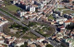 Continua lo spaccio di droga alla ‘rotonda’ di San Nicola la Strada: arrestato 24enne