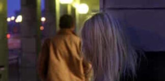 Napoli, perseguita e minaccia la dipendente di un’attività commerciale: 60enne con precedenti arrestato per stalking