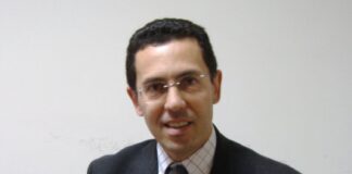 Frattamaggiore, il consigliere Granata è candidato sindaco di una coalizione civica: “La mia esperienza al servizio della città”. E sul sindaco Del Prete: “Non voglio infierire, sarebbe come sparare sulla Croce Rossa”