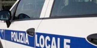 Napoli, 72enne investito e ucciso da auto di scorta a magistrati: la moglie è in ospedale